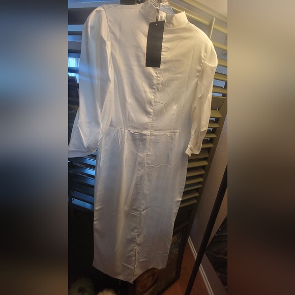 FHQ Collection satin dress - Picture 2 of 4